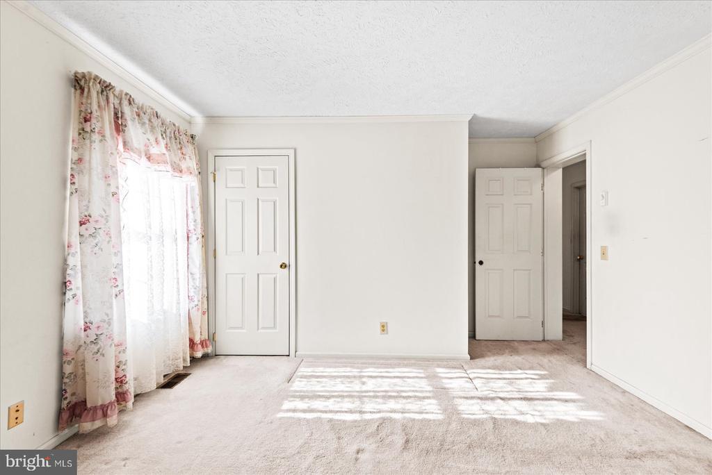 107 BONNIE DEL DRIVE