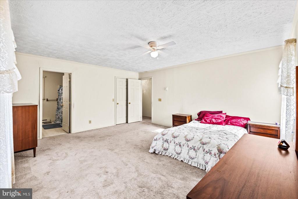 107 BONNIE DEL DRIVE