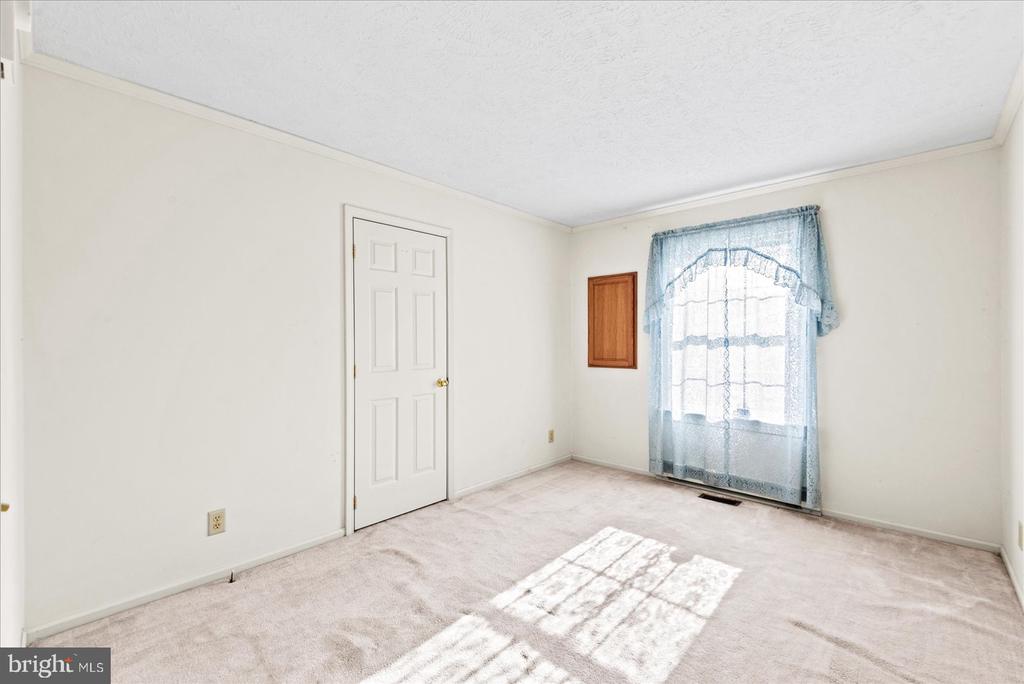 107 BONNIE DEL DRIVE