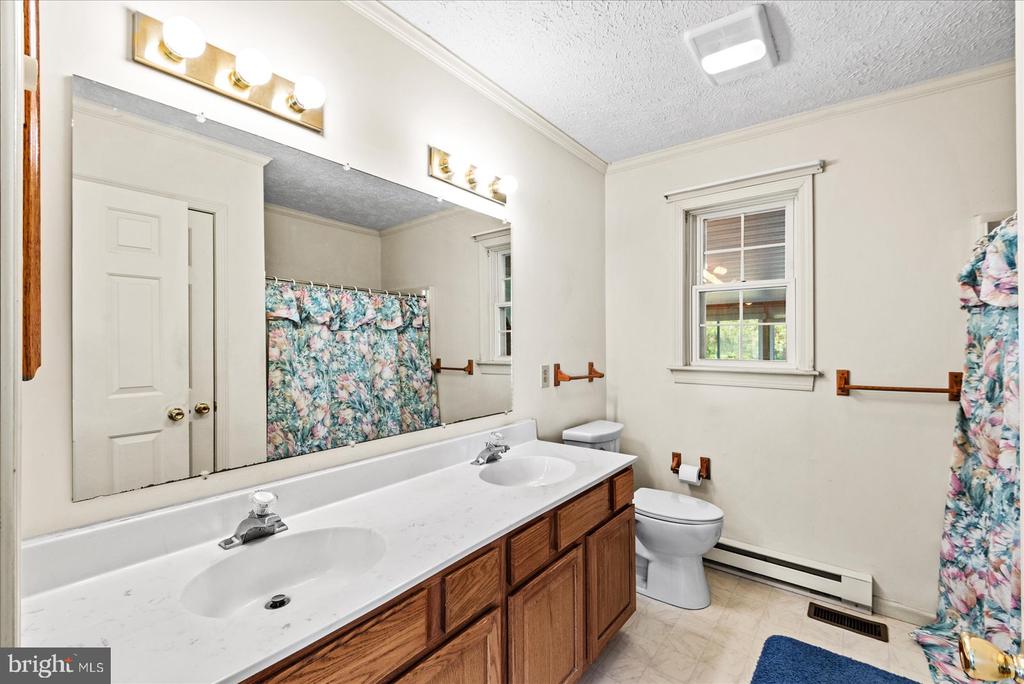 107 BONNIE DEL DRIVE