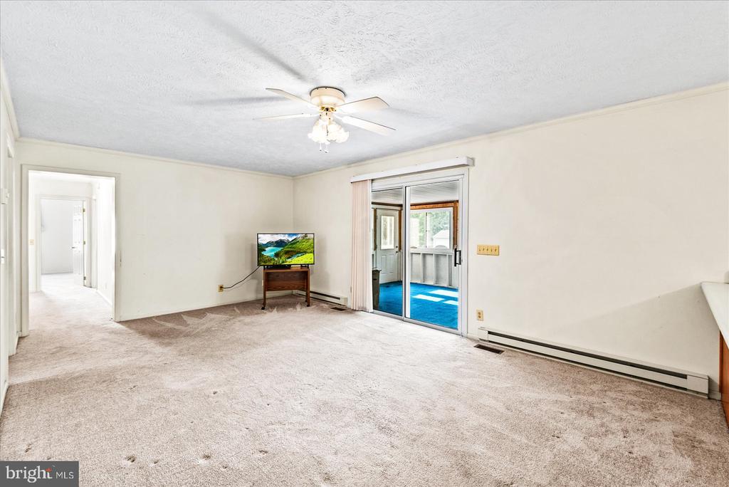 107 BONNIE DEL DRIVE
