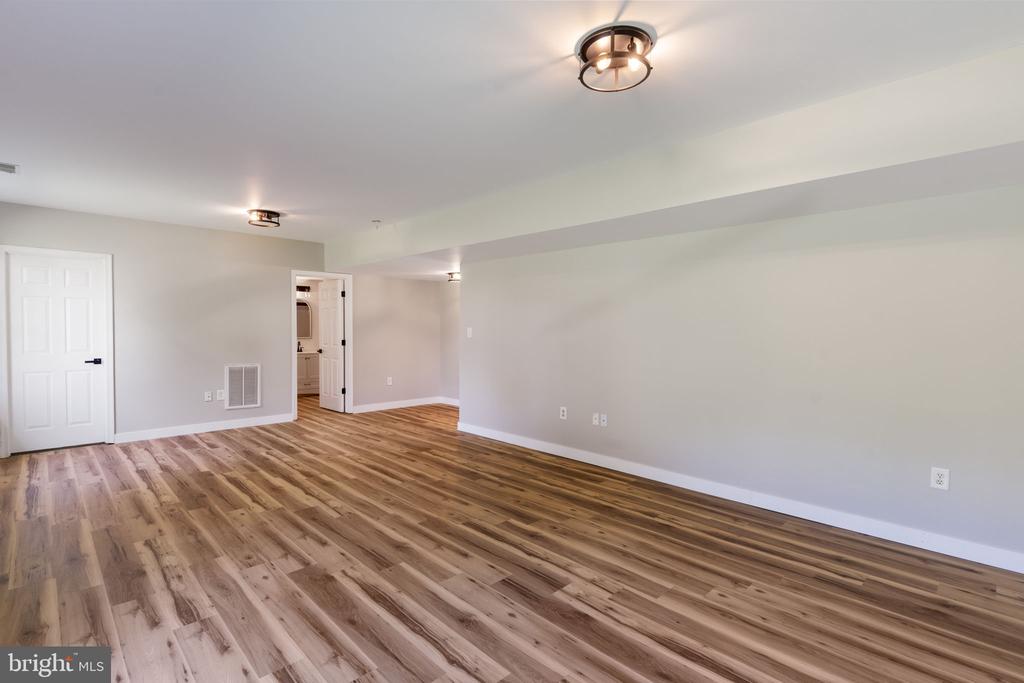 203 FOREST AVENUE