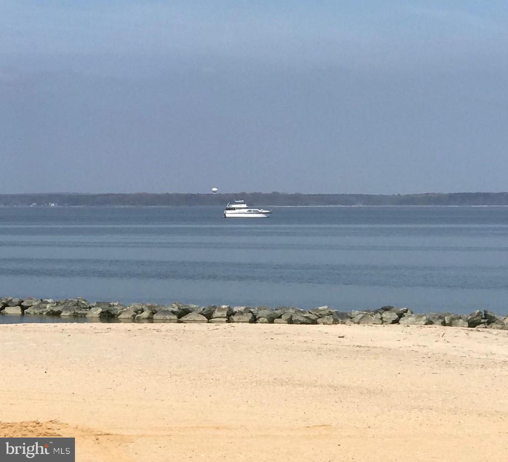 316 MONROE POINT DRIVE