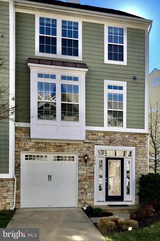 316 MONROE POINT DRIVE