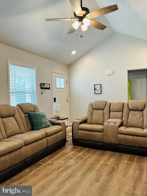 119 N CEDAR LANE Unit: STREET