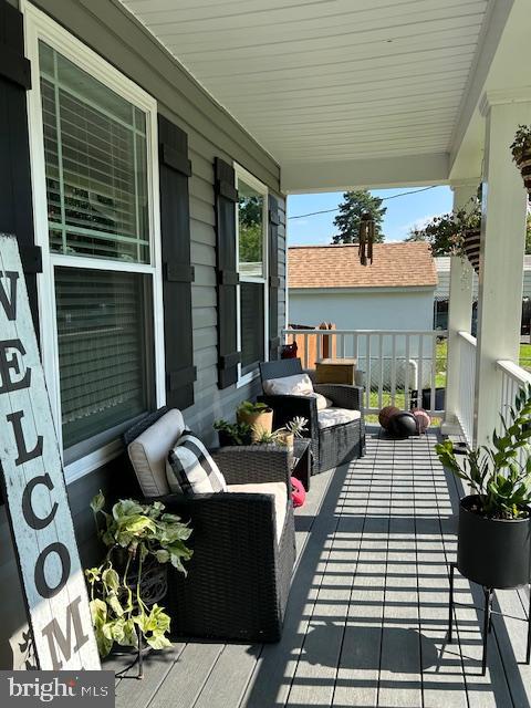 119 N CEDAR LANE Unit: STREET
