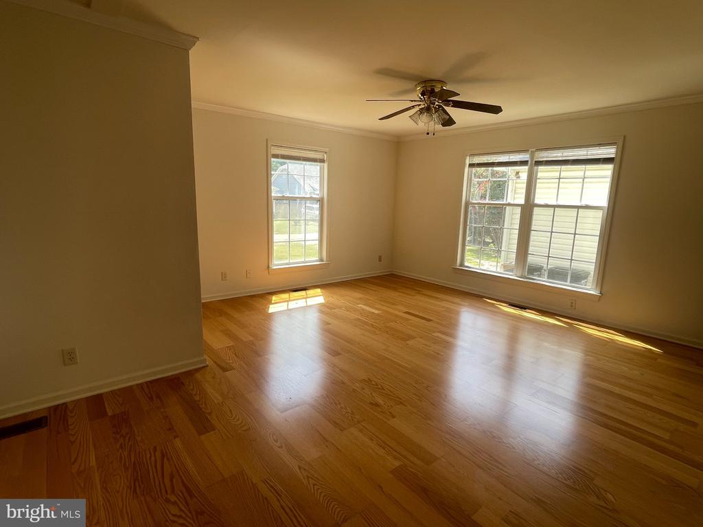 245 7TH STREET