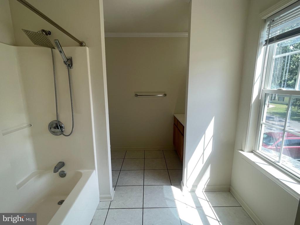 245 7TH STREET
