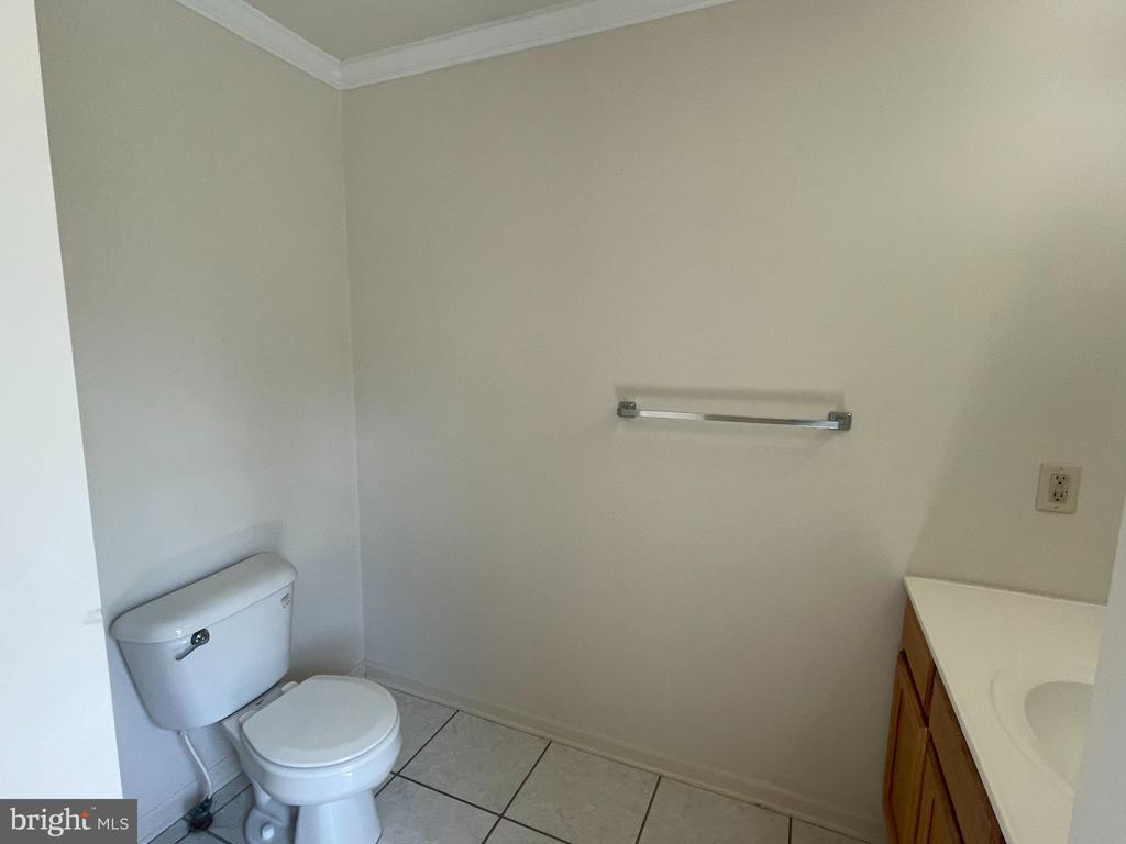 245 7TH STREET