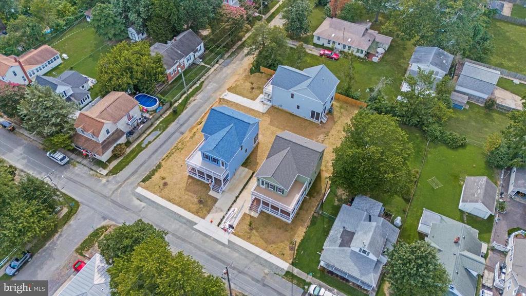 702 TAGGART STREET