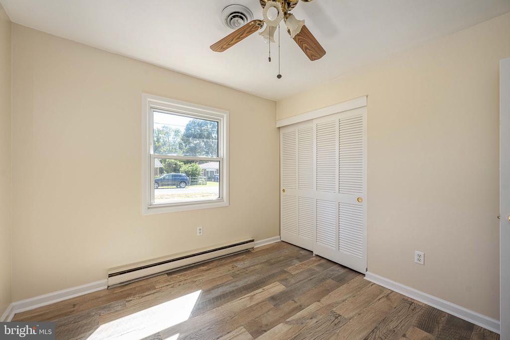 239 DARL CIRCLE