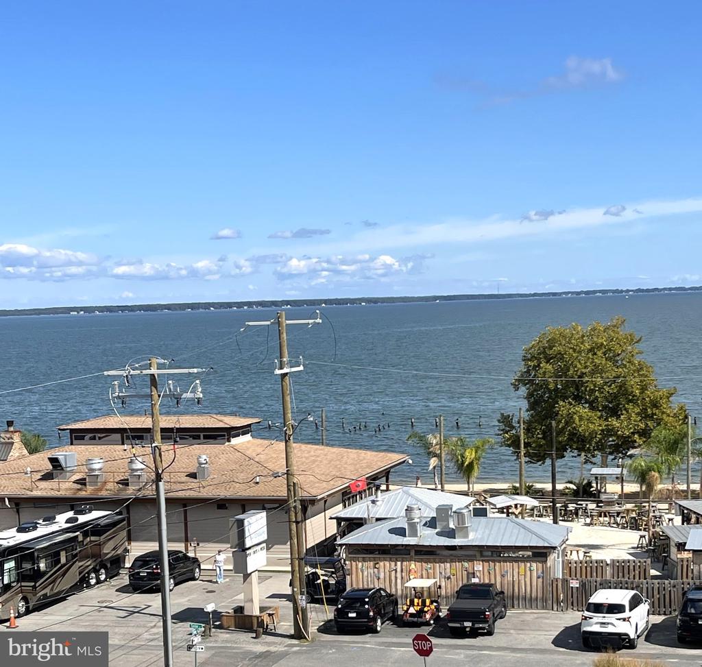 103 N IRVING AVENUE Unit: 406
