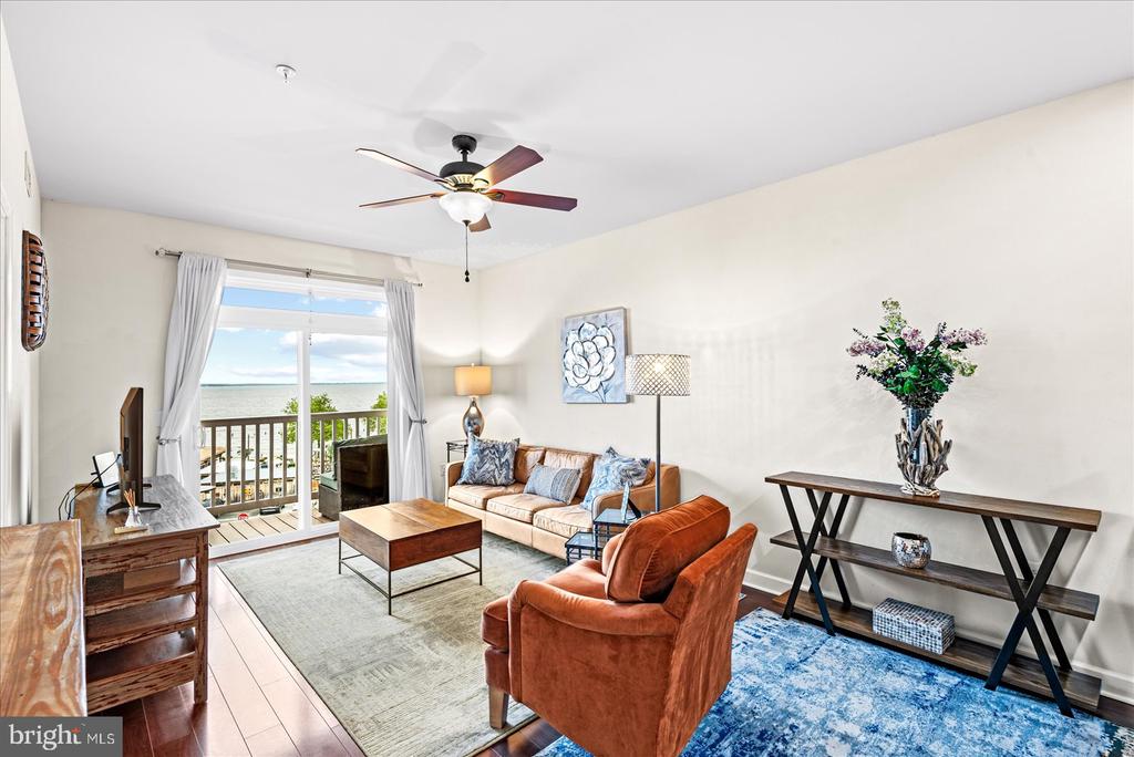 103 N IRVING AVENUE Unit: 406