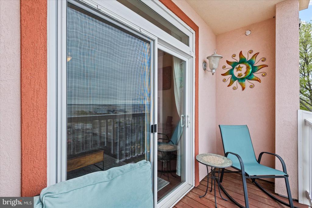 103 N IRVING AVENUE Unit: 406