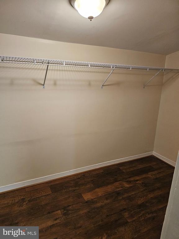 28 E PALL MALL