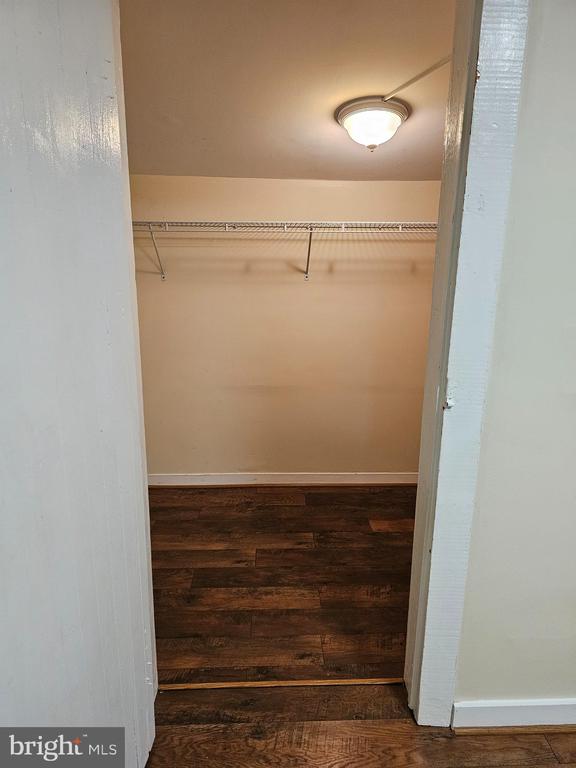 28 E PALL MALL