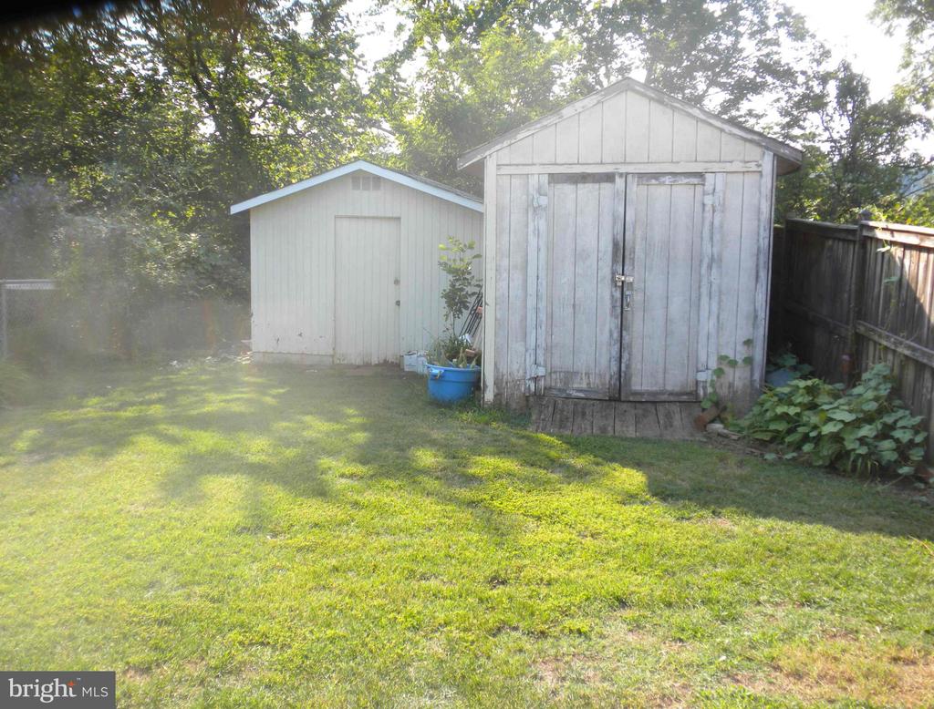 502 HAMILTON CIRCLE