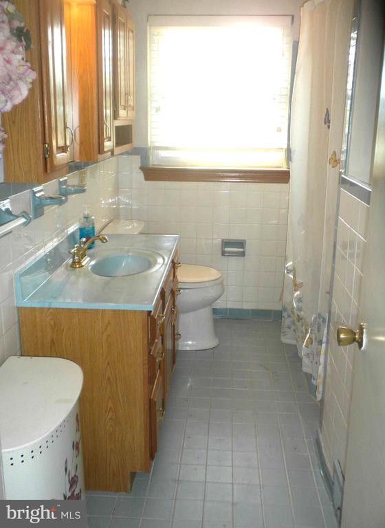 502 HAMILTON CIRCLE