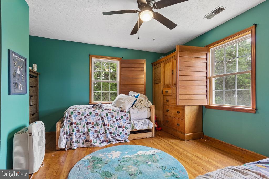 1817 MARYS SHADY LANE