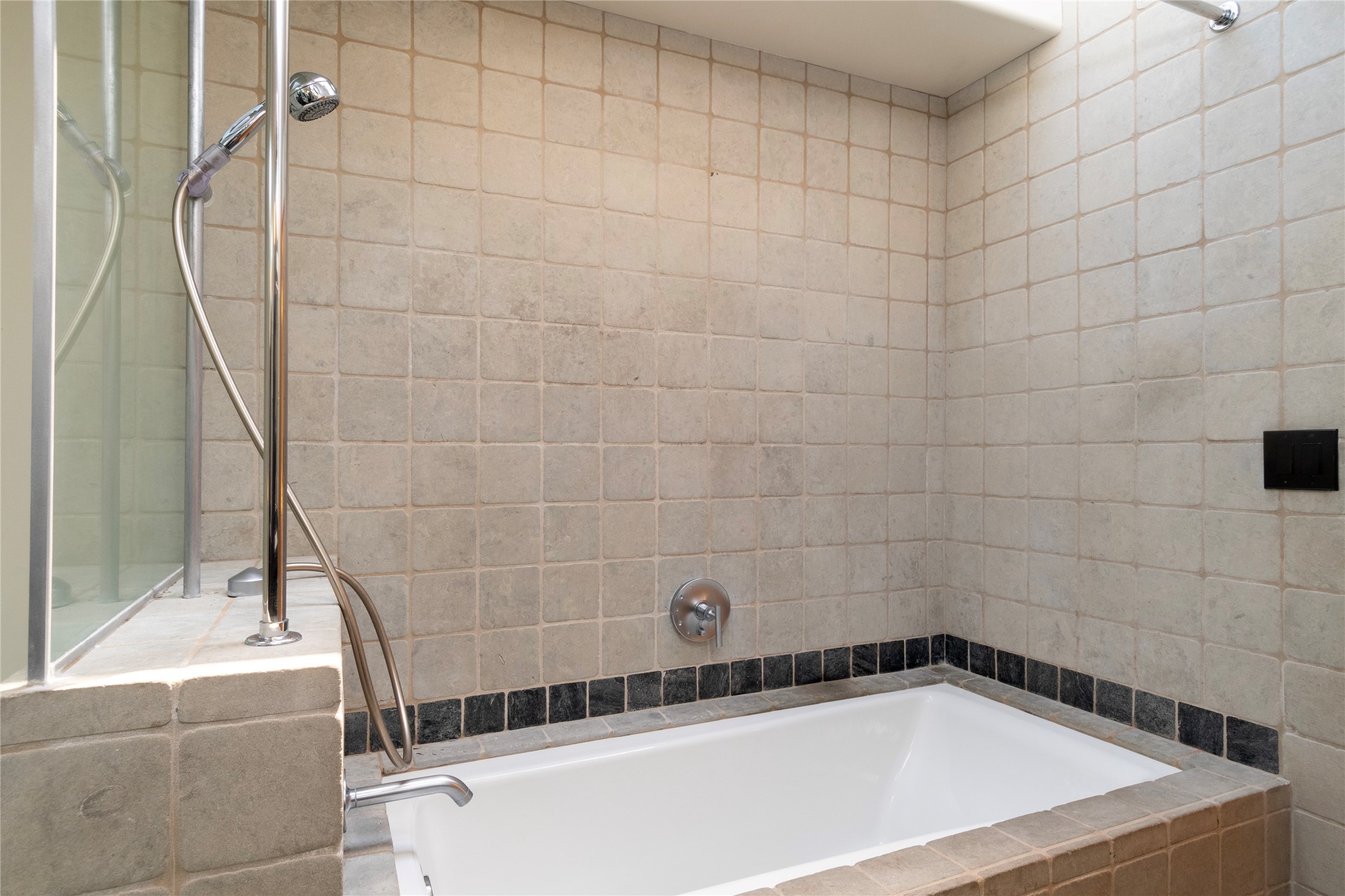 1012 Marquez Place 107 B