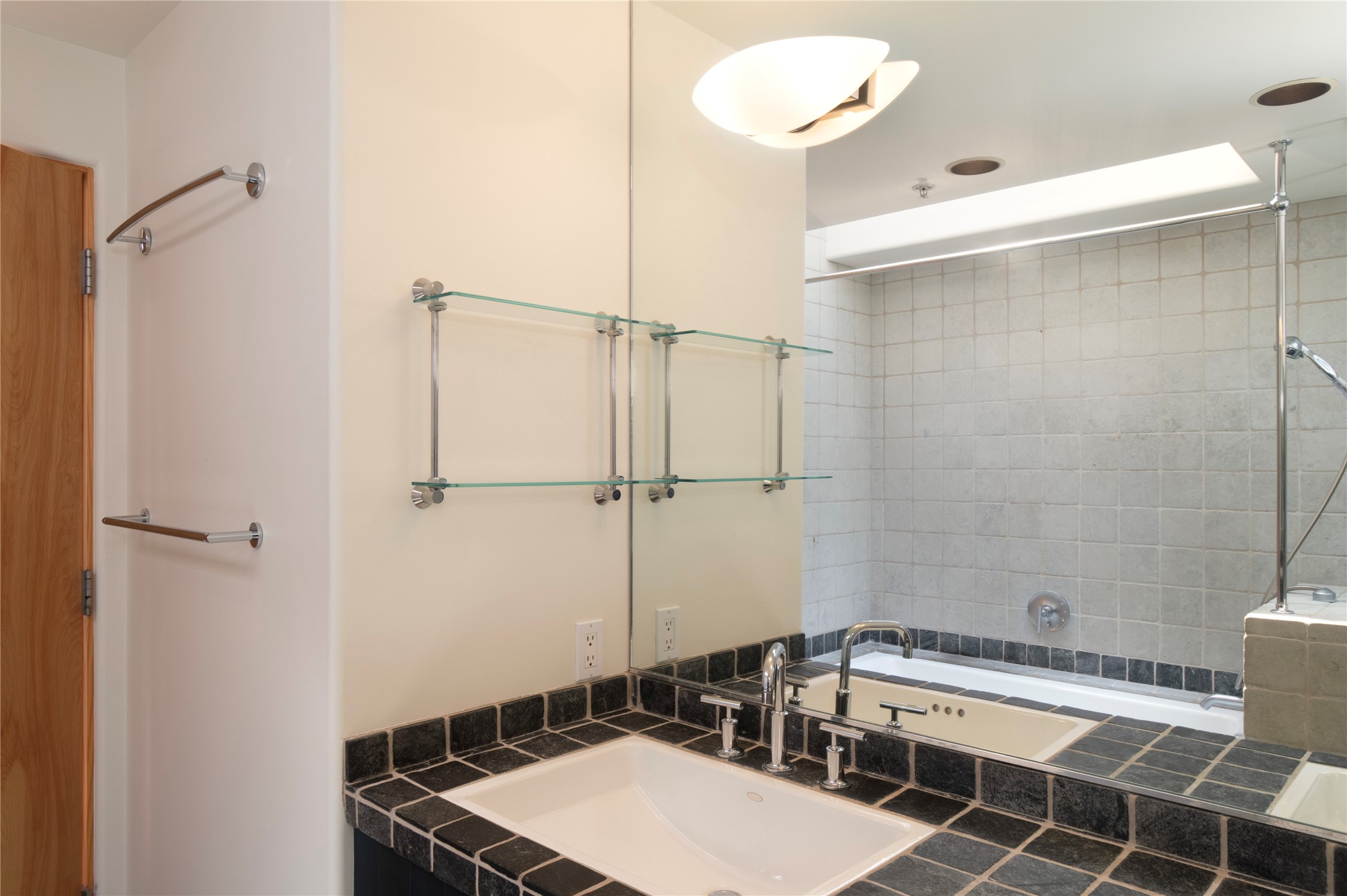 1012 Marquez Place 107 B