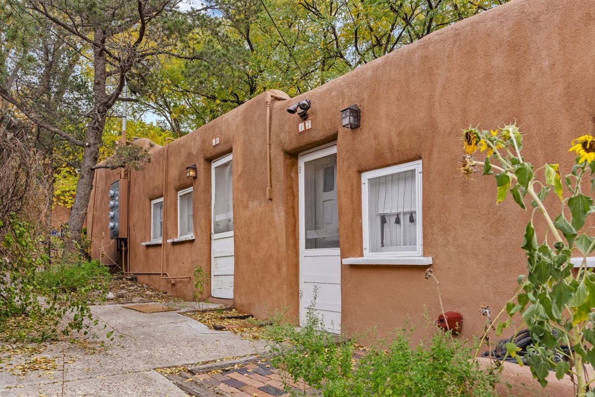 634 Garcia Street 17