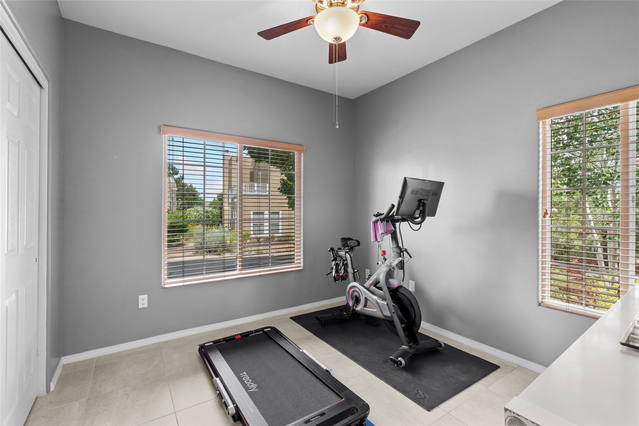 4417 Autumn Leaf Lane