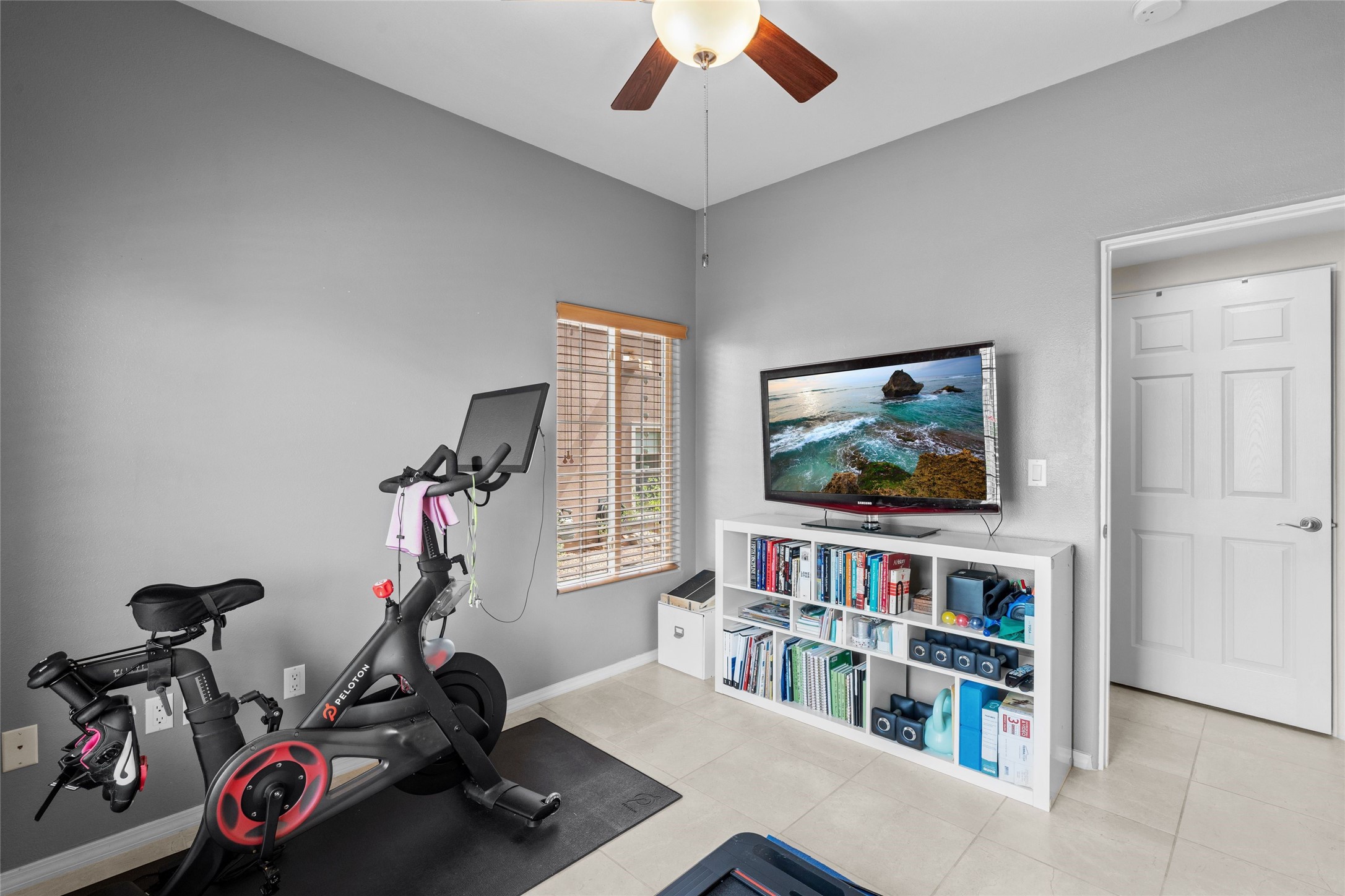 4417 Autumn Leaf Lane