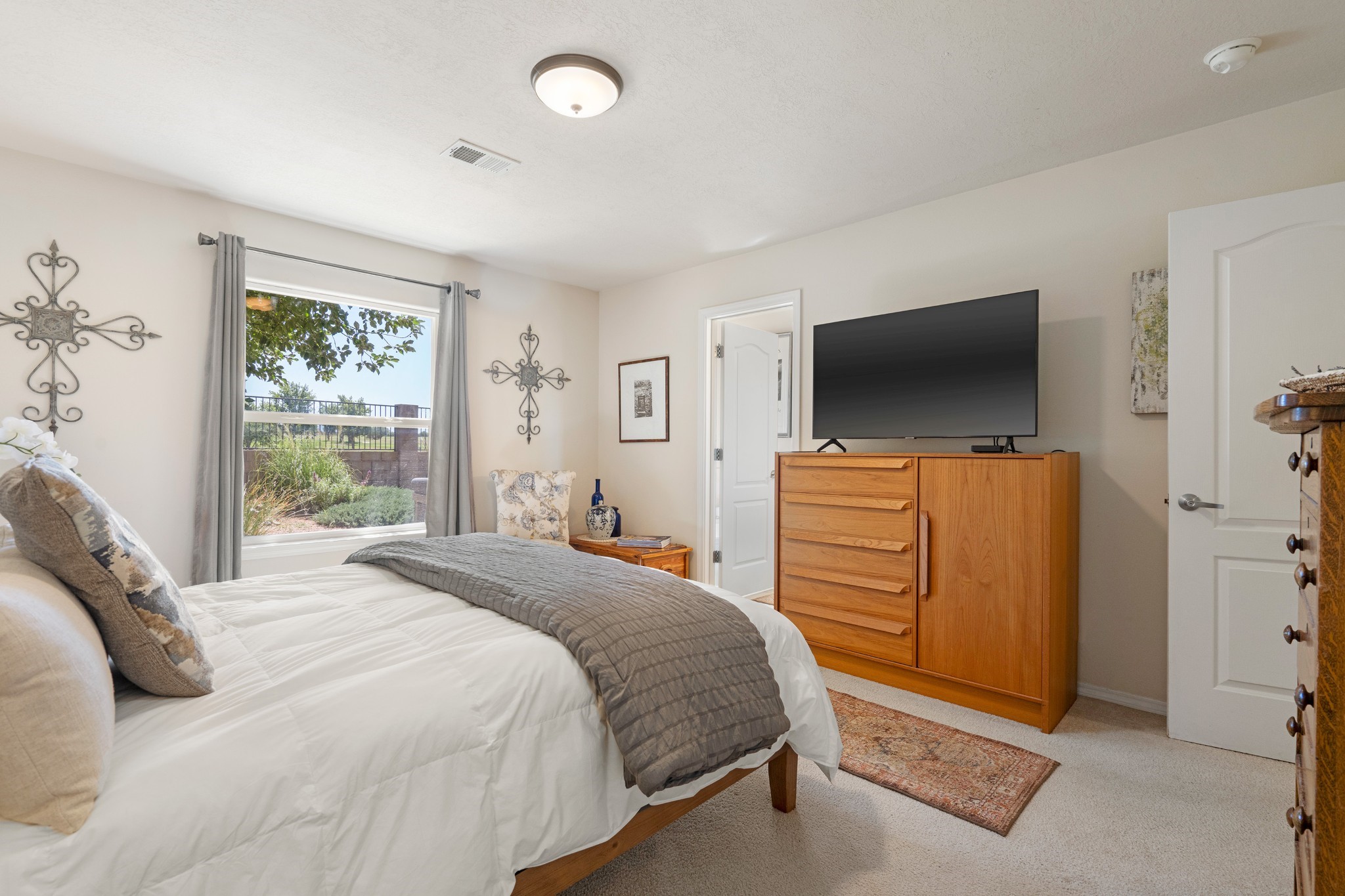 6450 Paseo del Sol