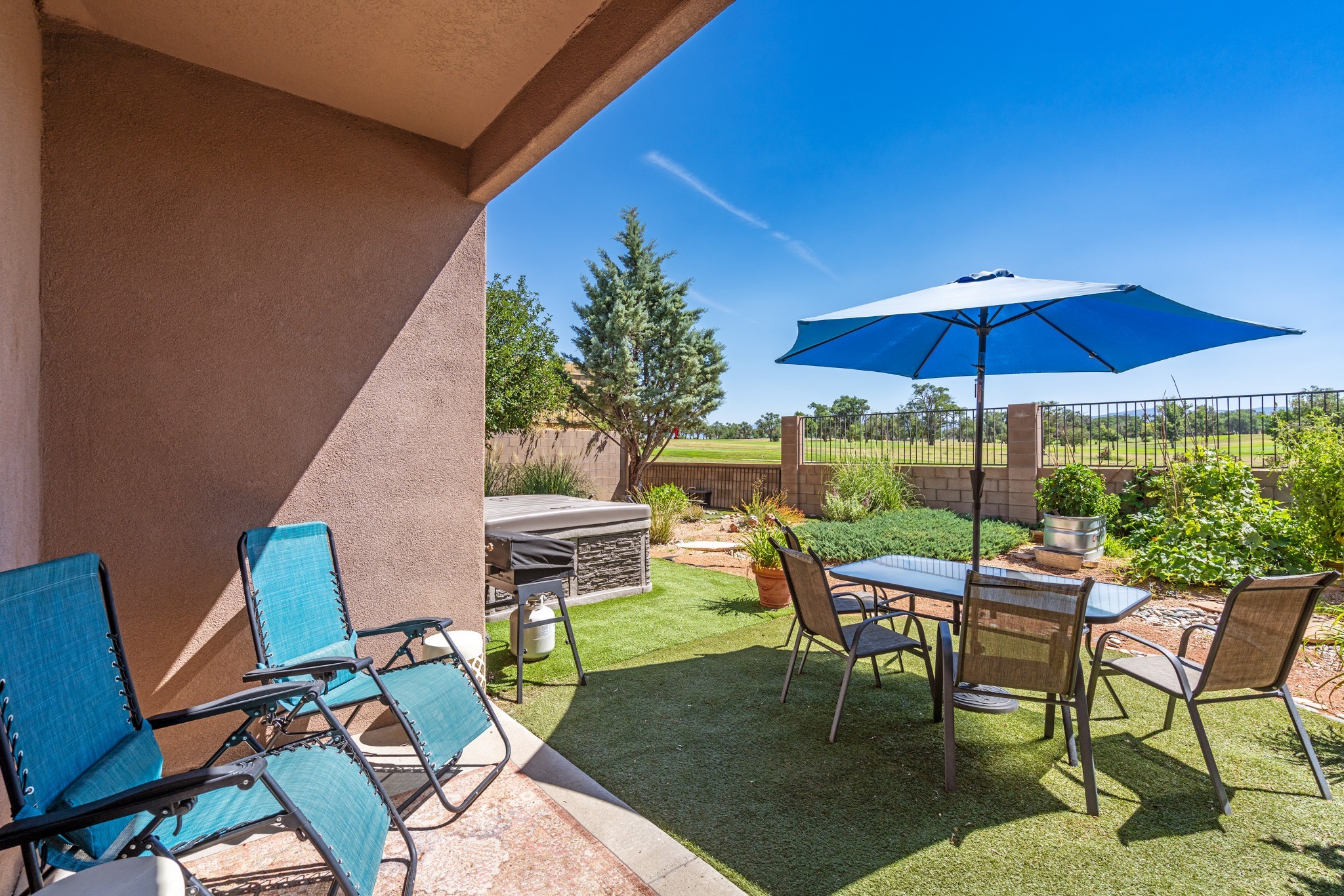 6450 Paseo del Sol