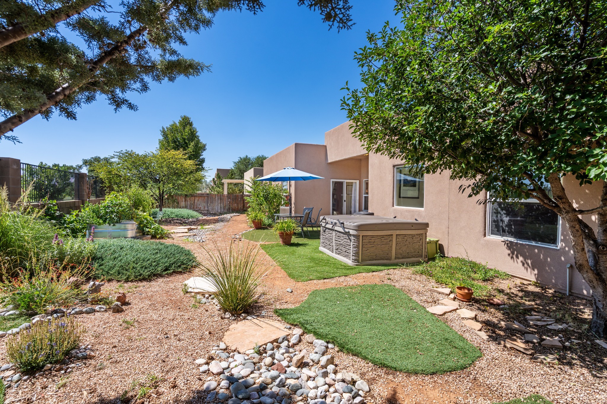 6450 Paseo del Sol