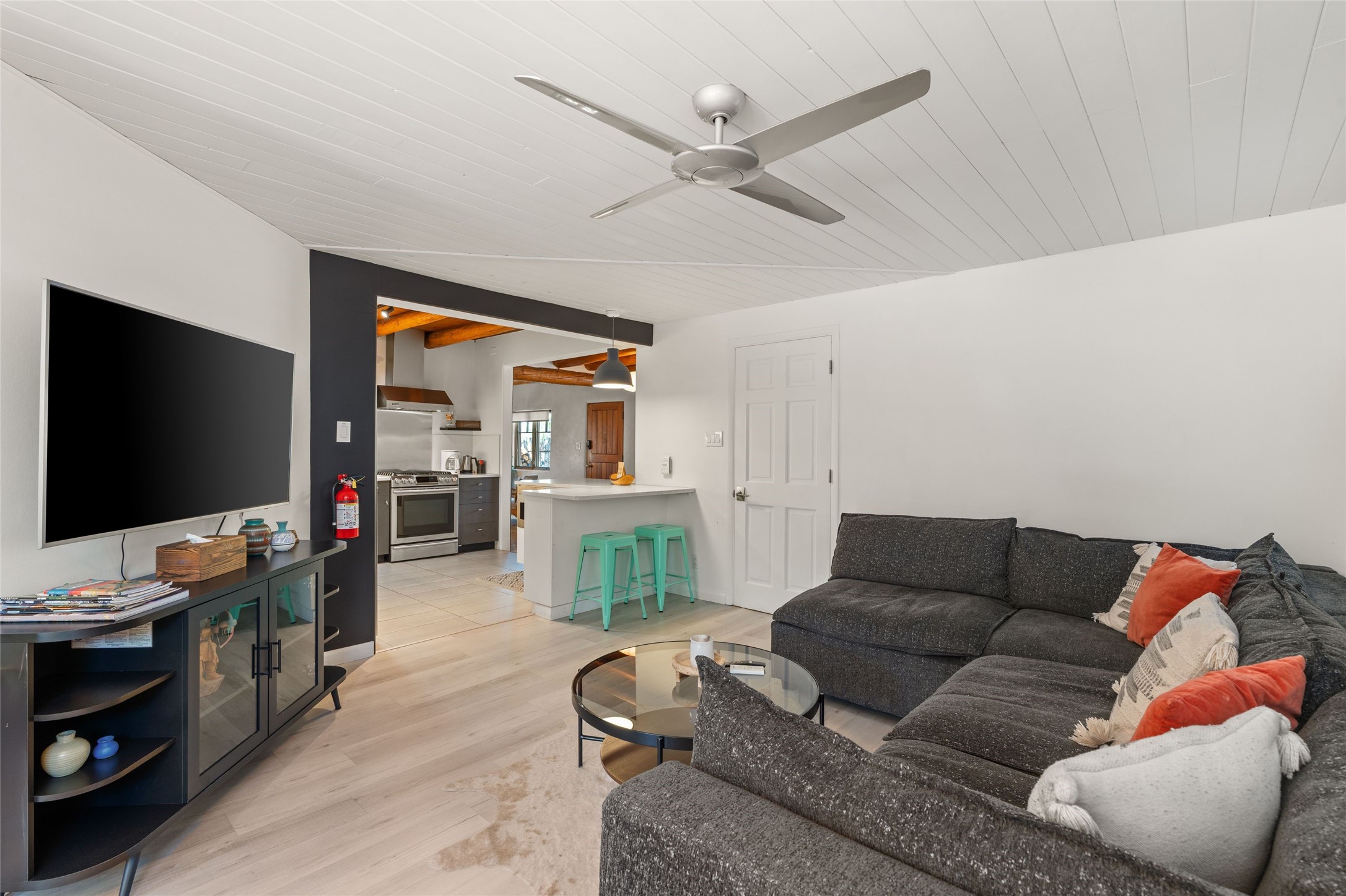 1420 Santa Cruz Drive