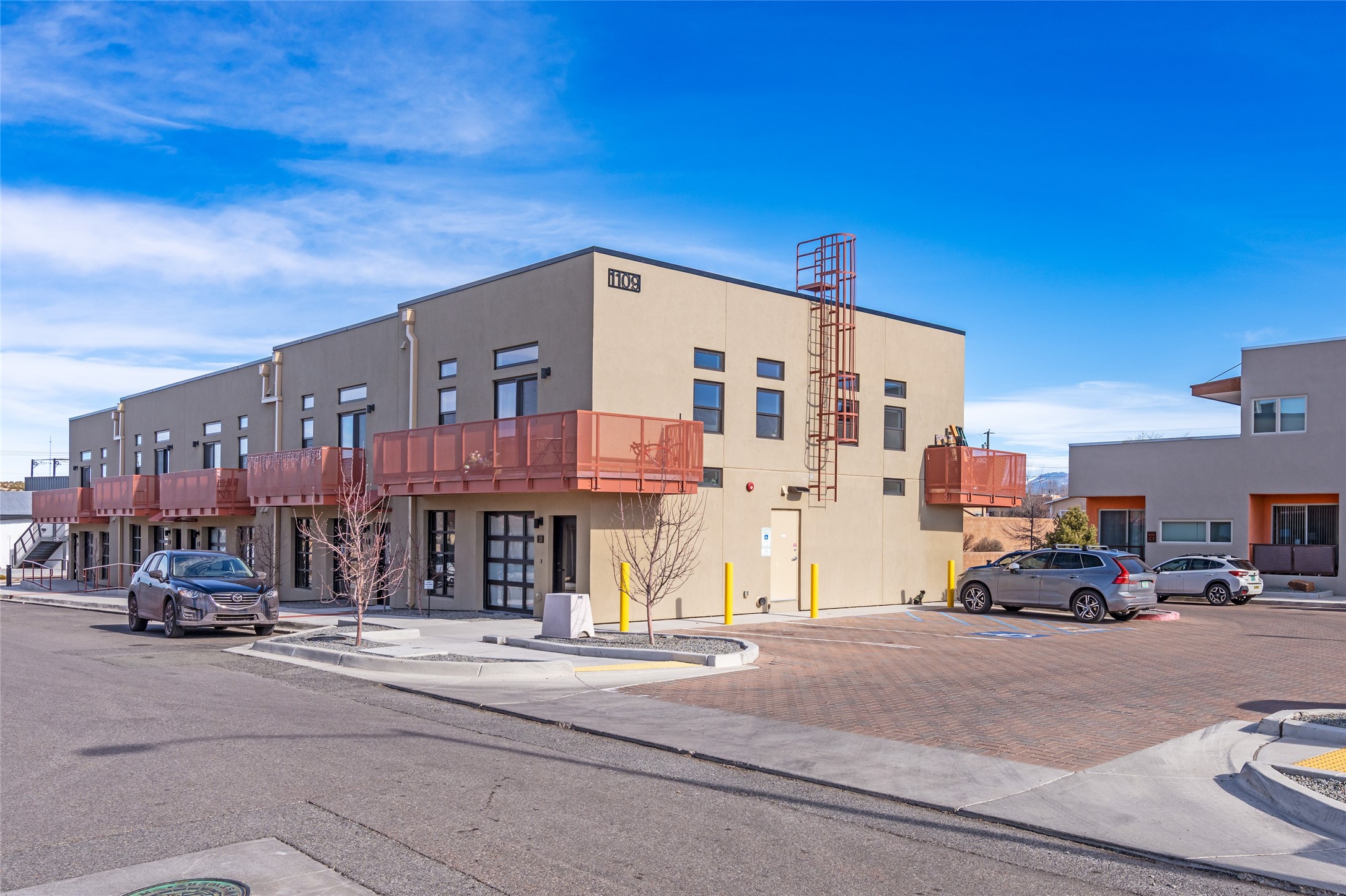 1109 Paseo Corazon 5