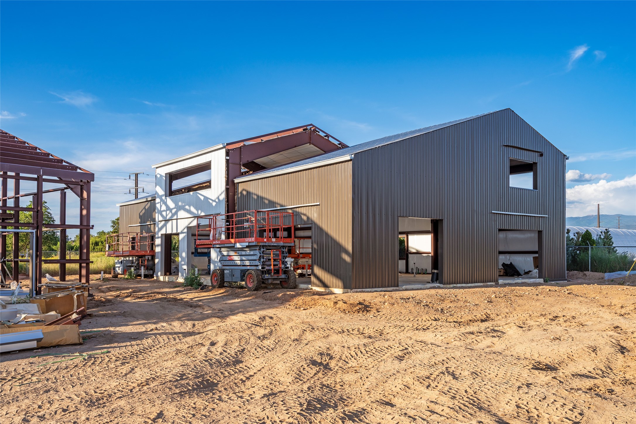 1189 Parkway Drive D4