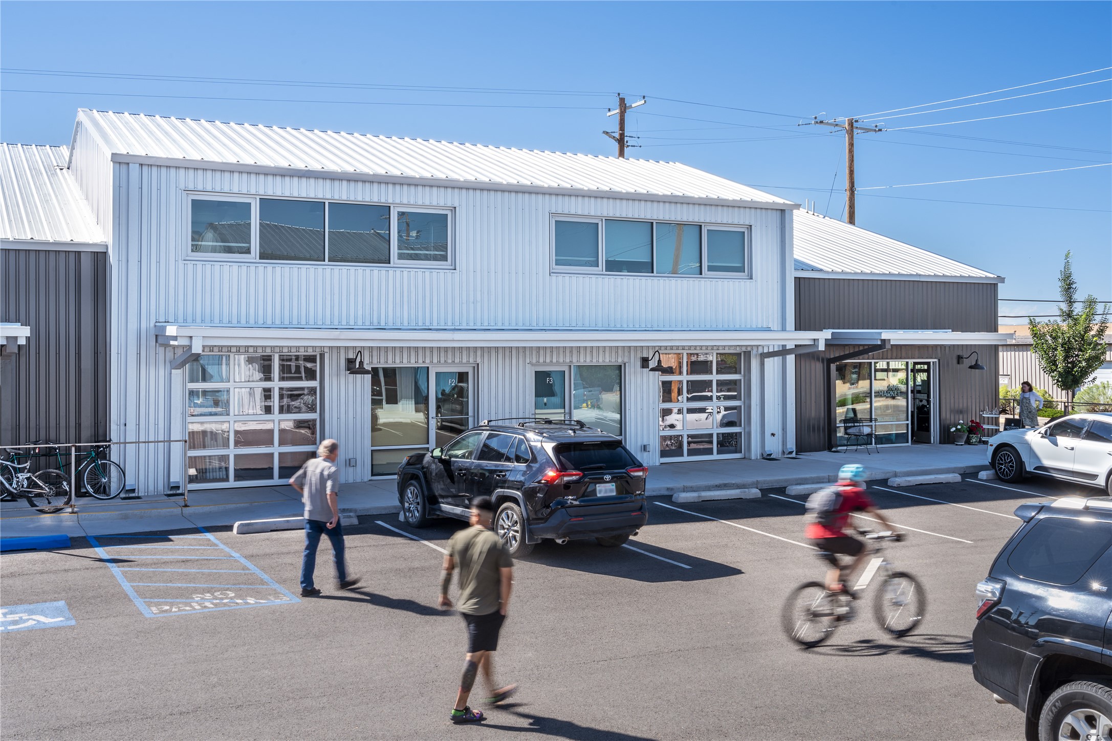 1189 Parkway Drive D4