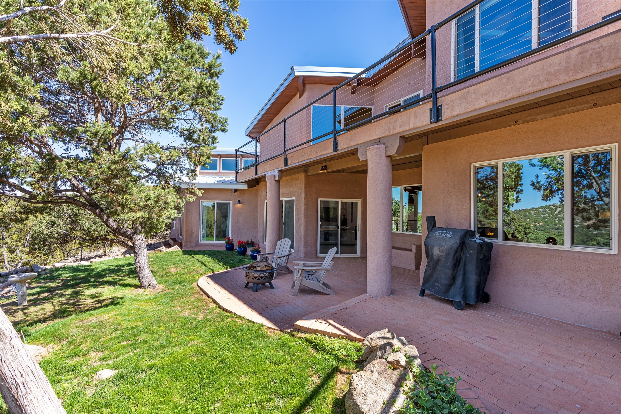 22 Sunlit Drive E