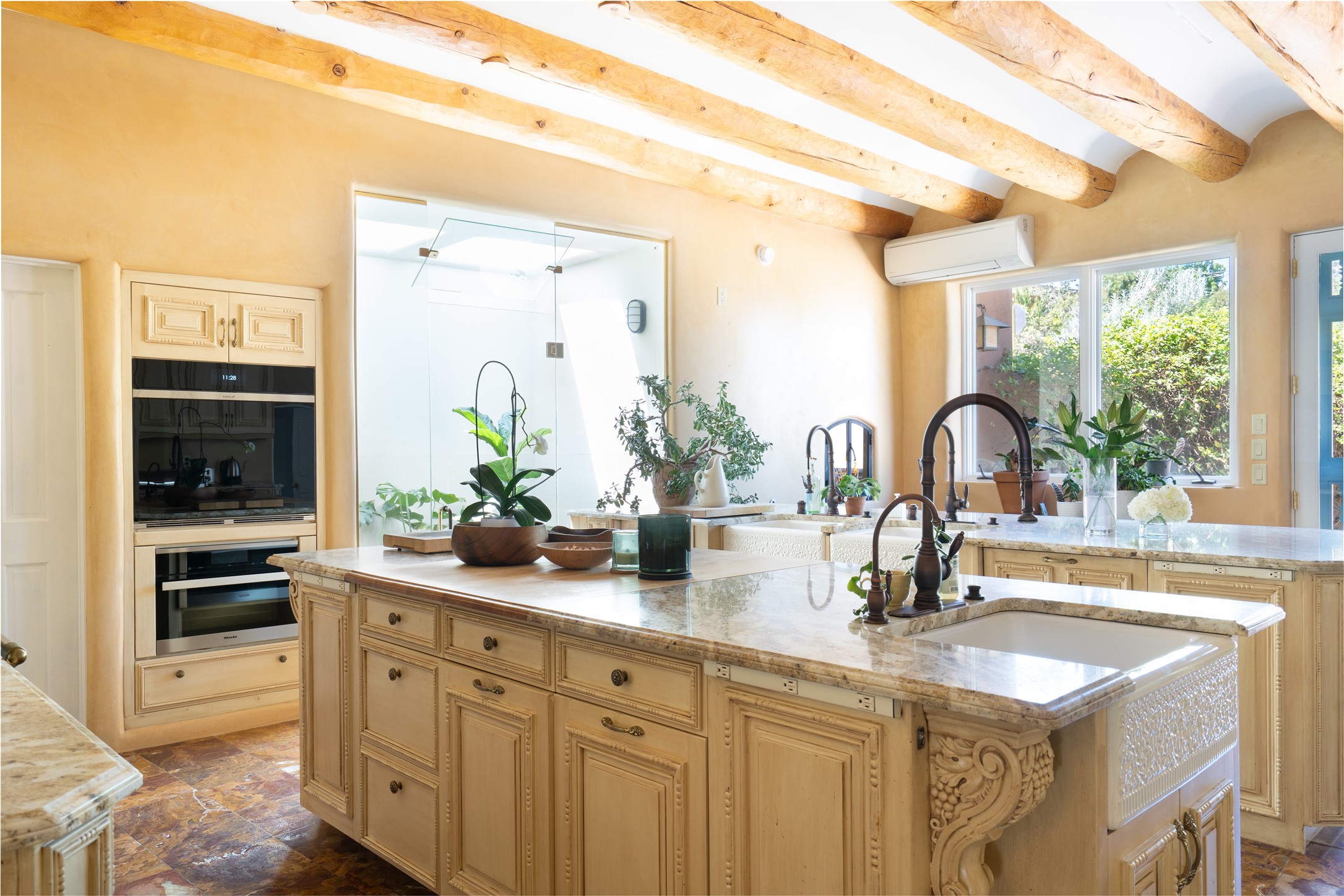 415 Camino Delora