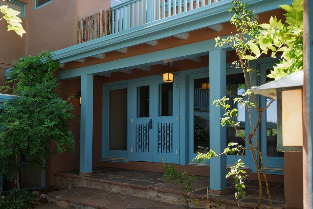 415 Camino Delora