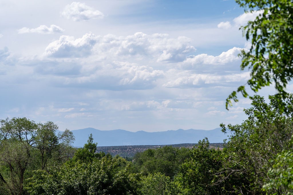 415 Camino Delora