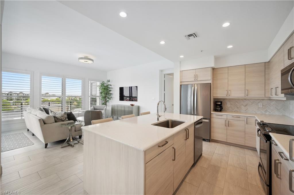 1111 Central AVE # 507