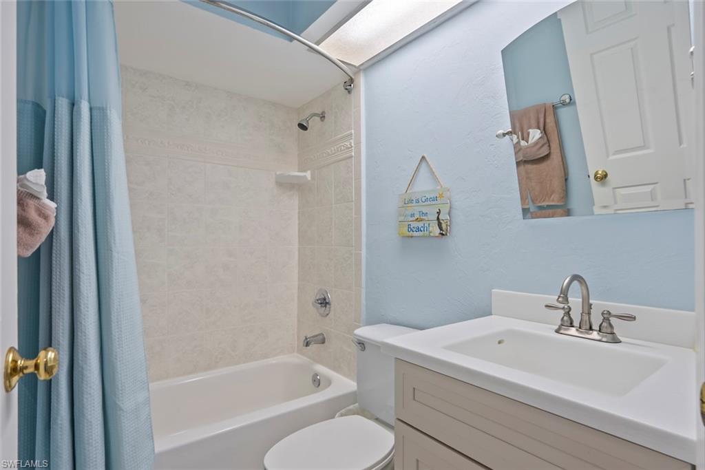 25900 Hickory BLVD # 405
