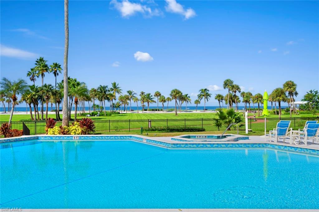 4031 Gulf Shore BLVD N # 95