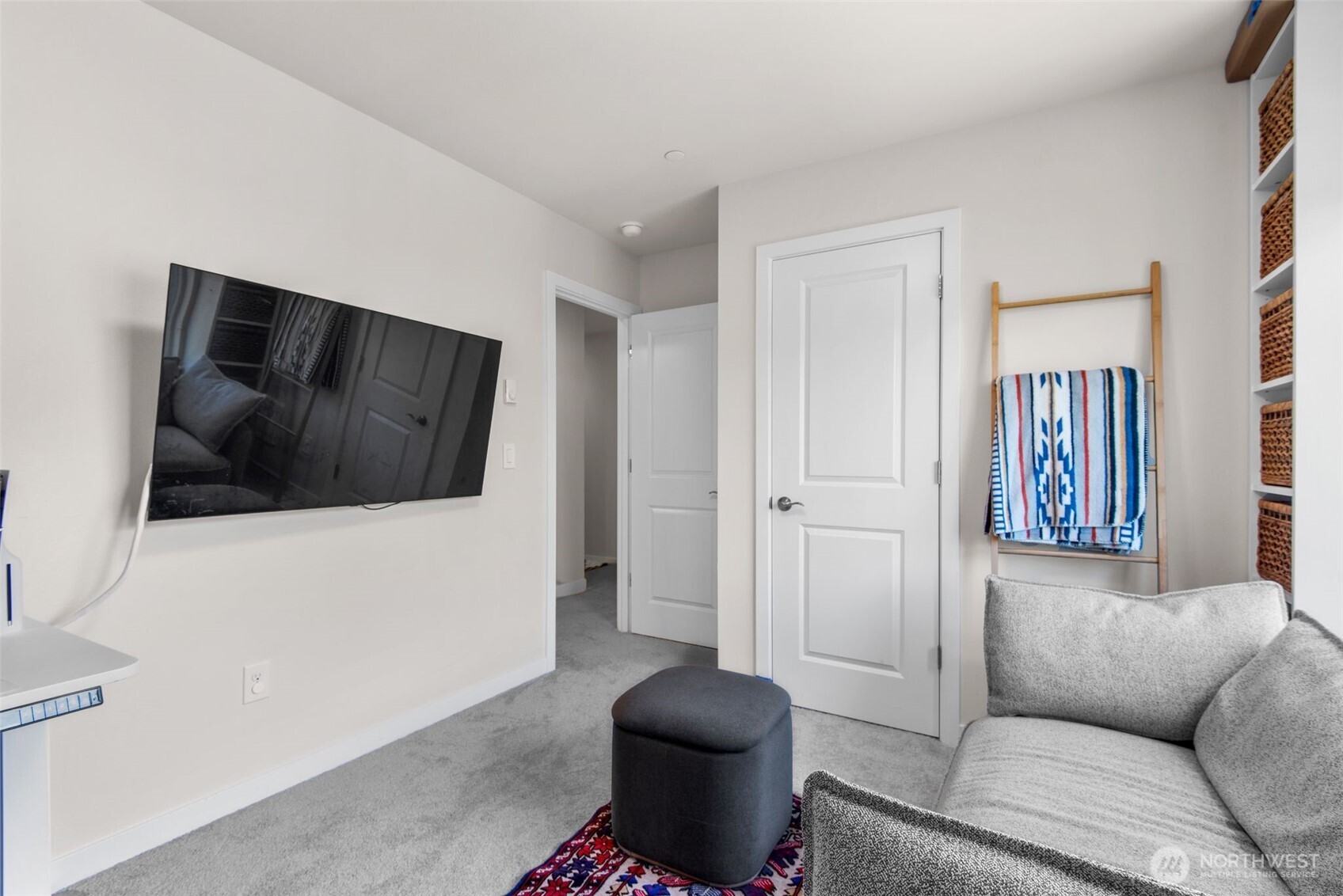 14715 Admiralty Way Unit: B1