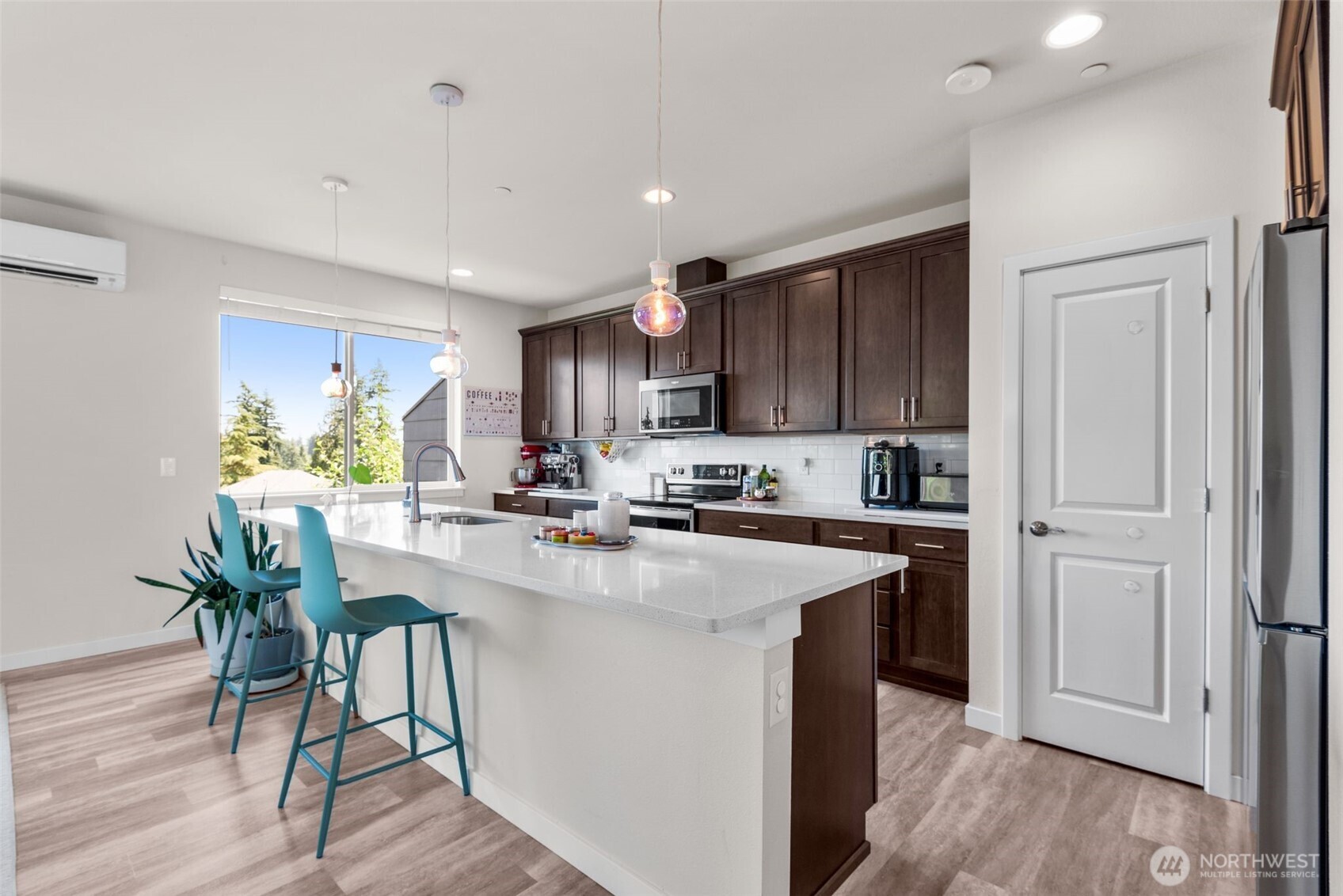14715 Admiralty Way Unit: B1