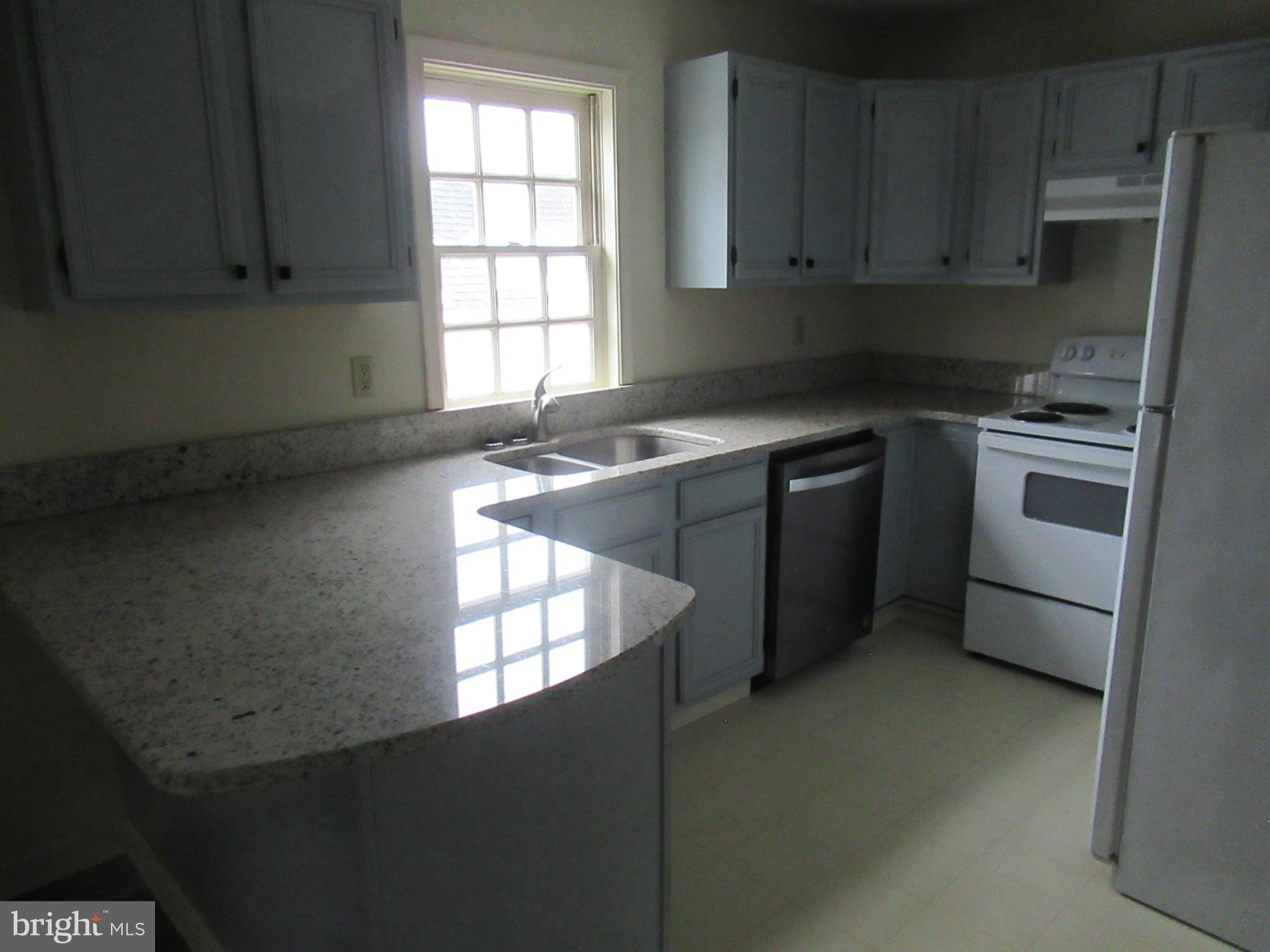 111 S MORRIS STREET 2 R