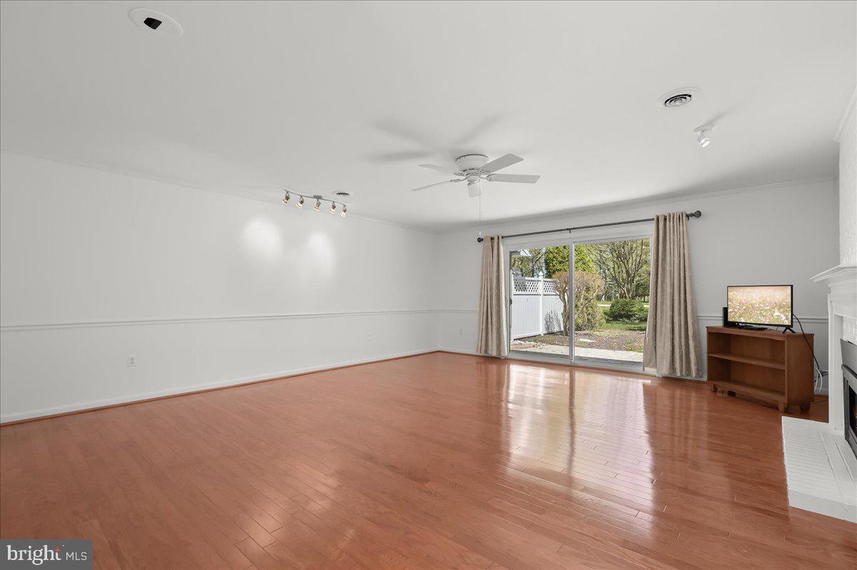 24560 DEEP WATER POINT DRIVE 4 - GULLWING VILLAS