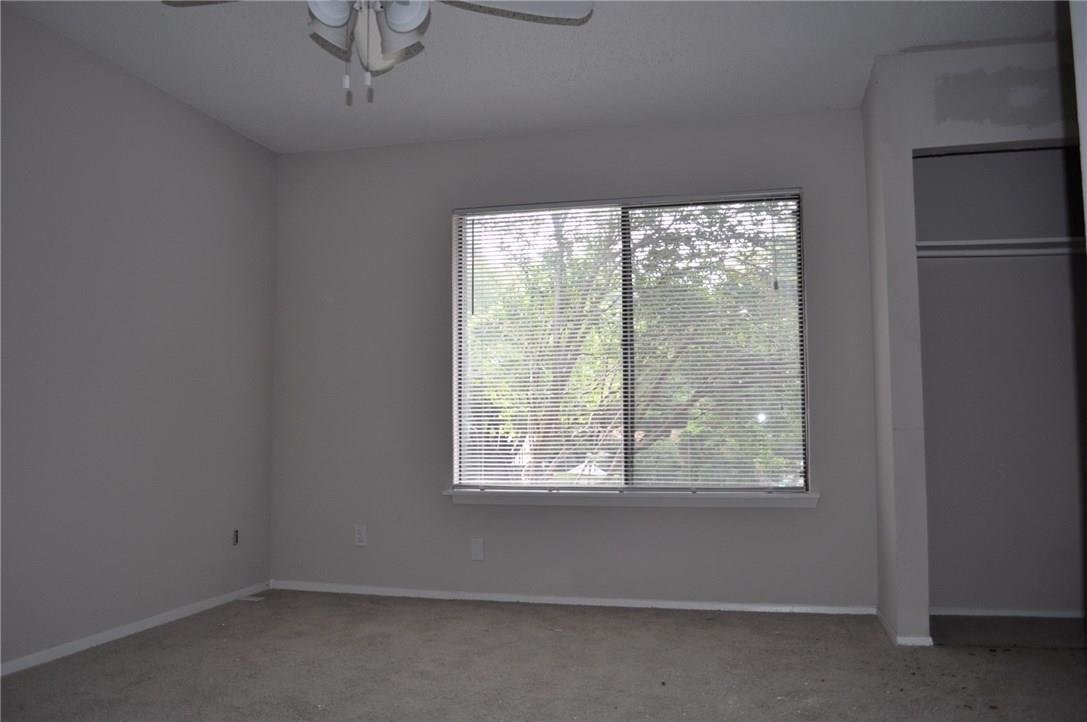 5014 Fort Clark DR