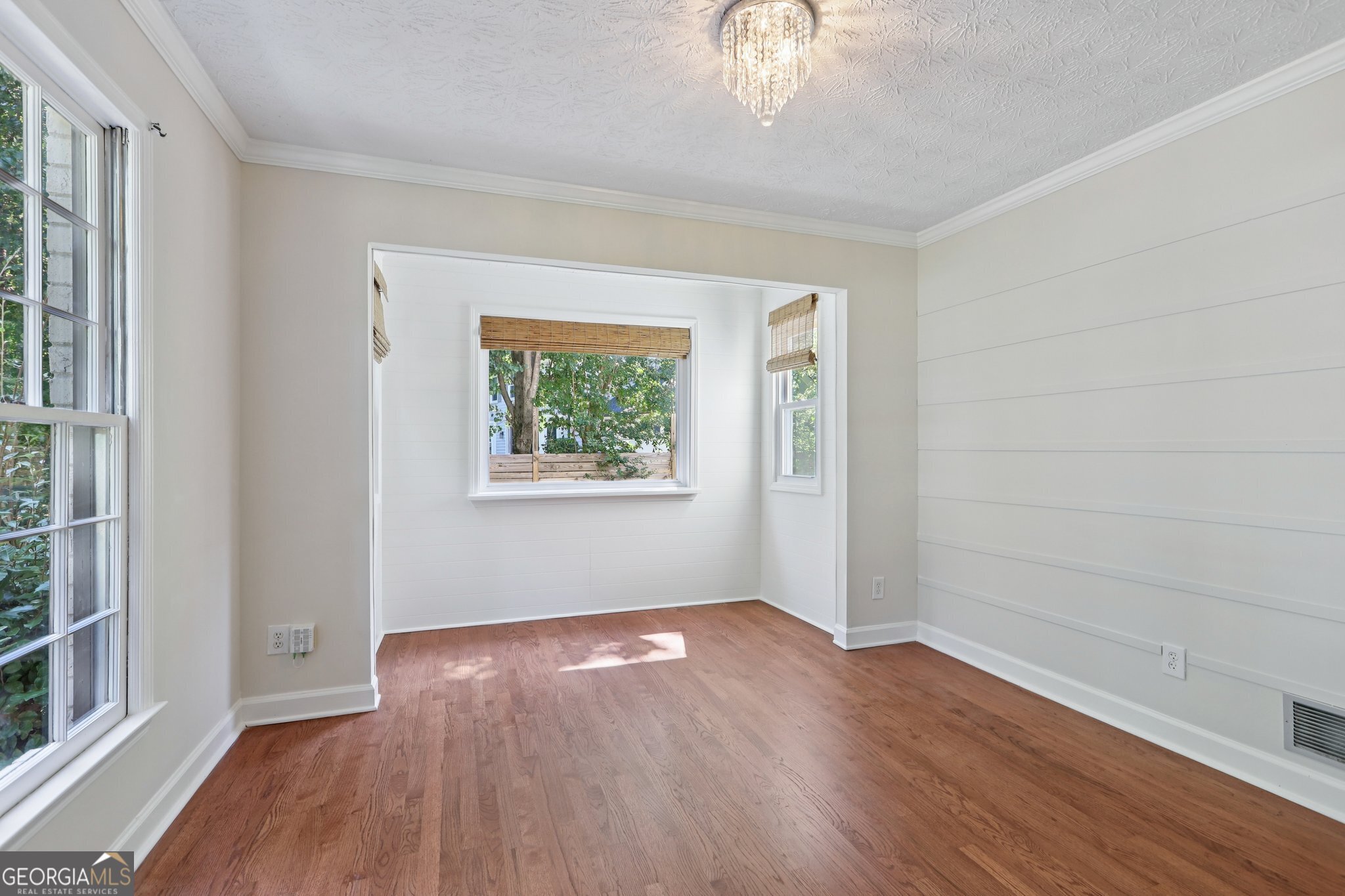 105 Astwood Court