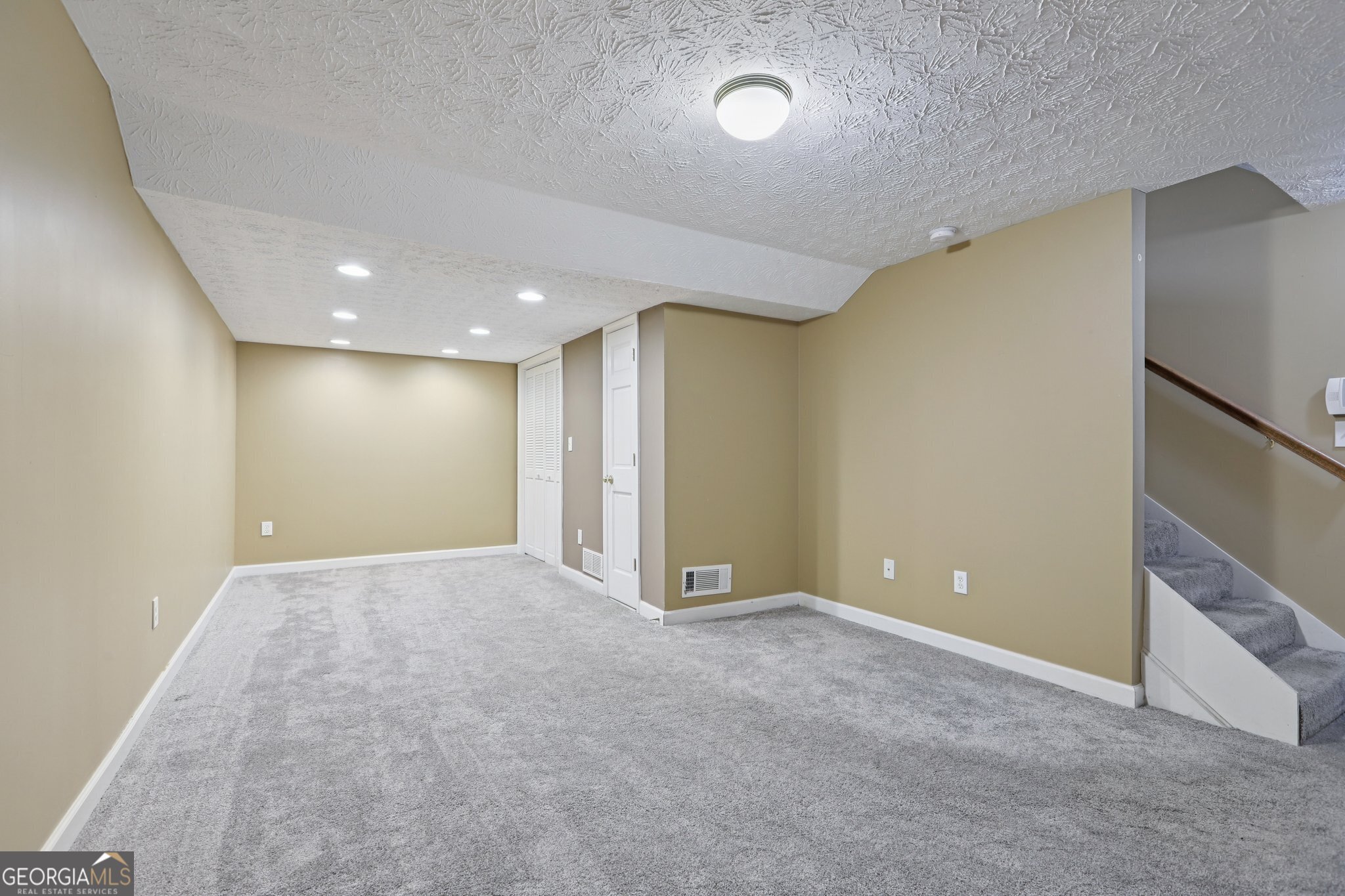 105 Astwood Court