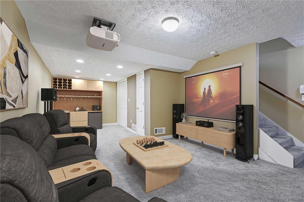 105 Astwood Court